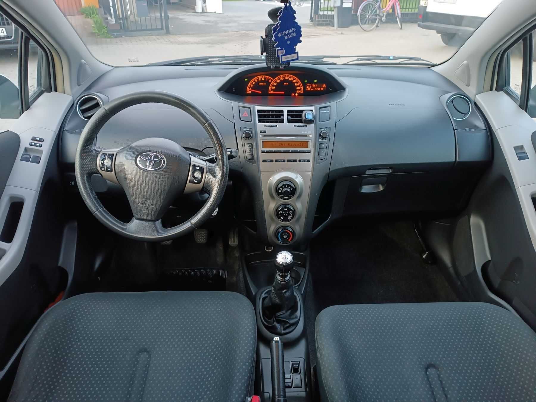 Toyota Yaris 1.33 VVTi  5-drzwi