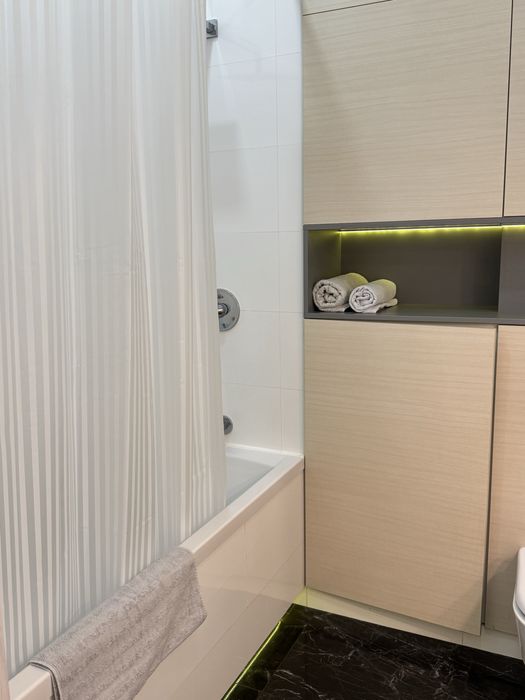 Сдам квартиру с балконом у моря ,1к посуточно в клубном доме,хозяин