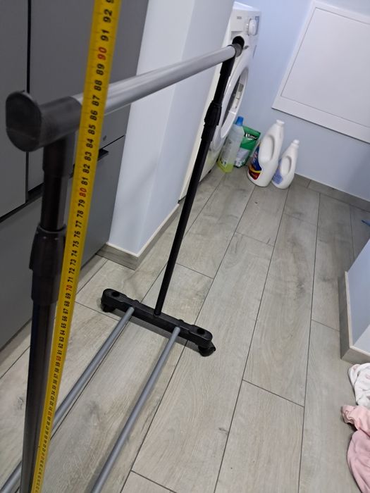 Стійка під одяг як нова