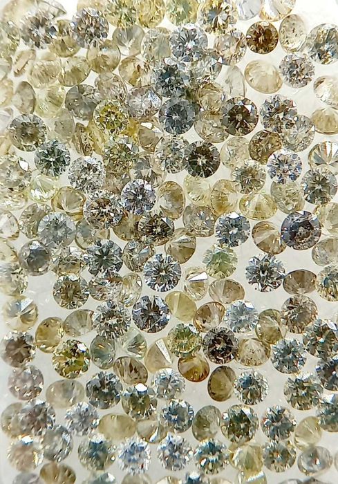 174 pcs Diamantes - 3.22 ct - Brilhante