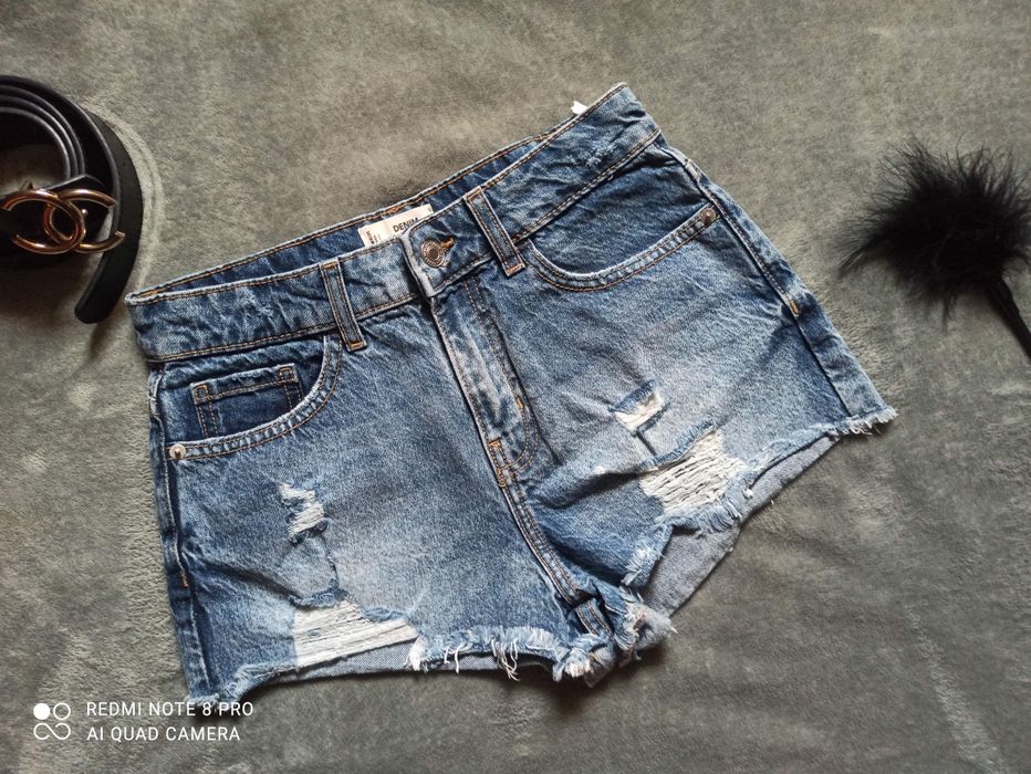 Джинсові шорти жіночі короткі