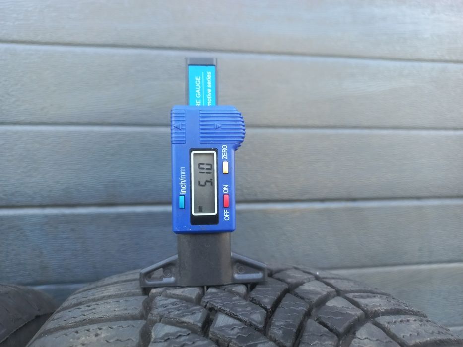 Opony zimowe Bridgestone 205/60/16 92H