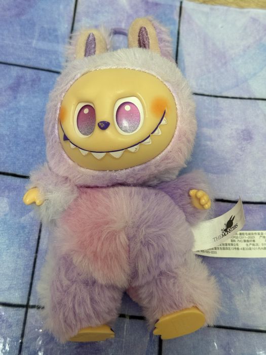 Лабубу різних колекцій