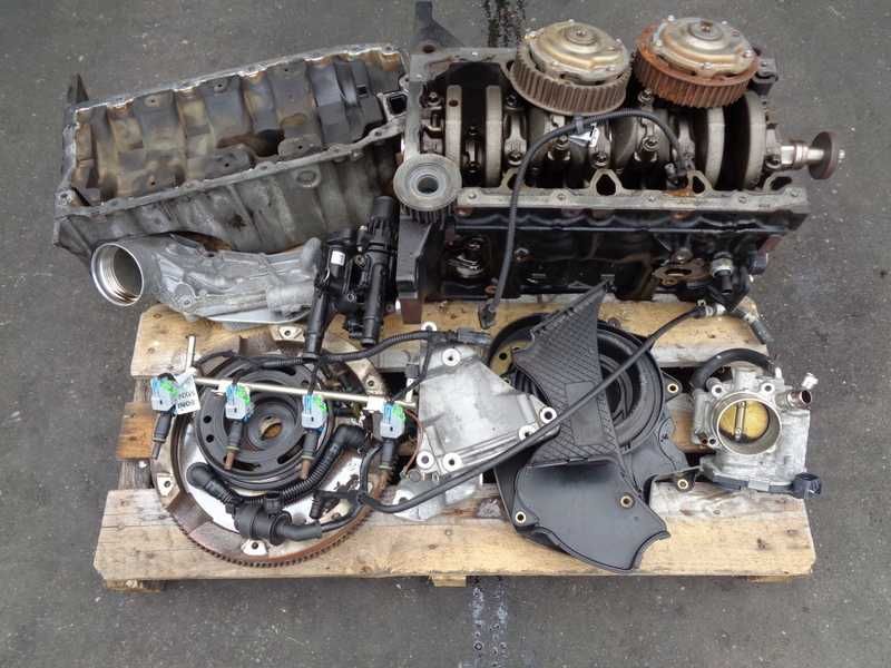 Silnik dół Opel Mokka Astra 1.6 16v F16D4 A16XER 2014R