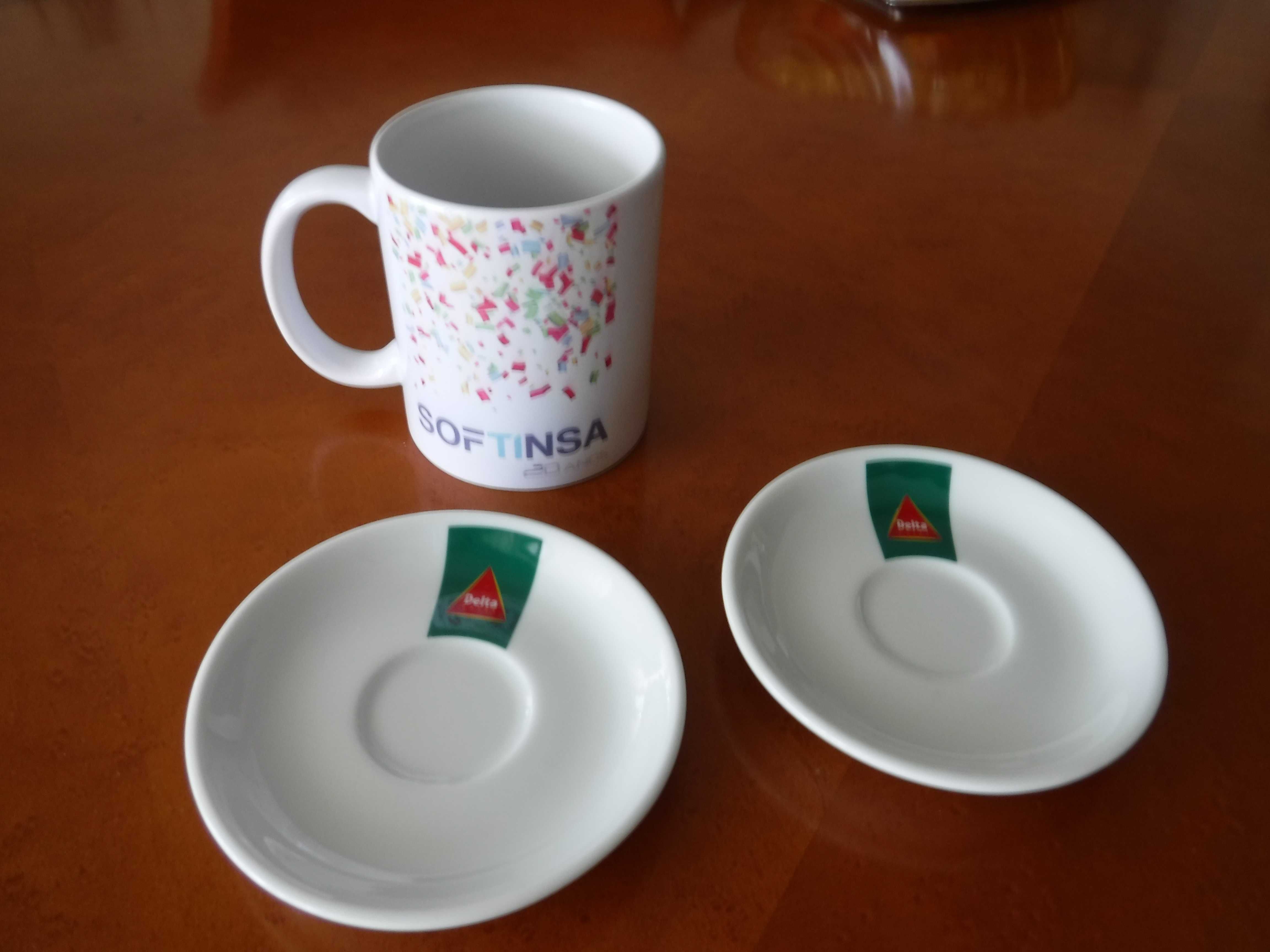 Caneca Softinsa (5 euros) e pires da delta (1,5 euros cada)