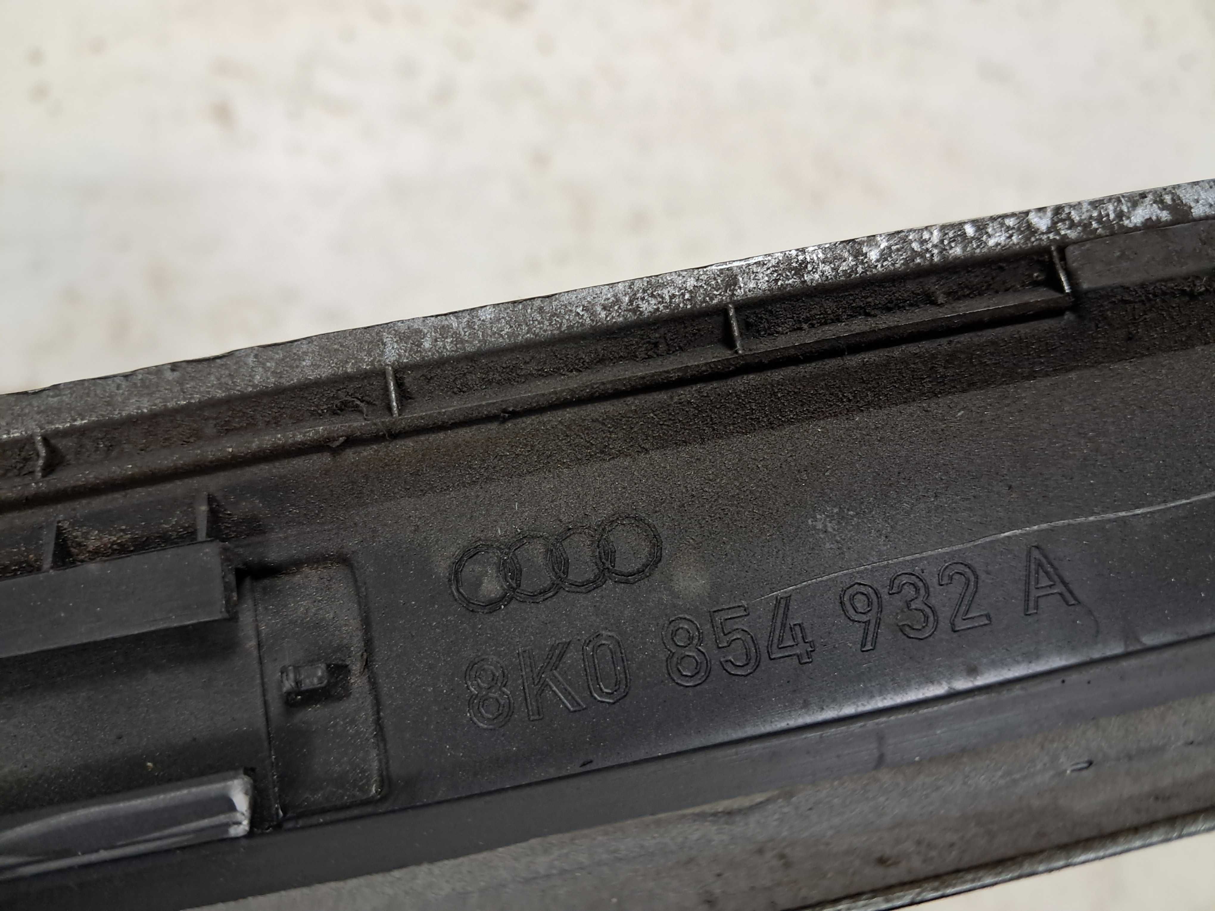 Listwa listwy progowe nakładka AUDI A4 B8 S-line Sline LY7G lewa prawa