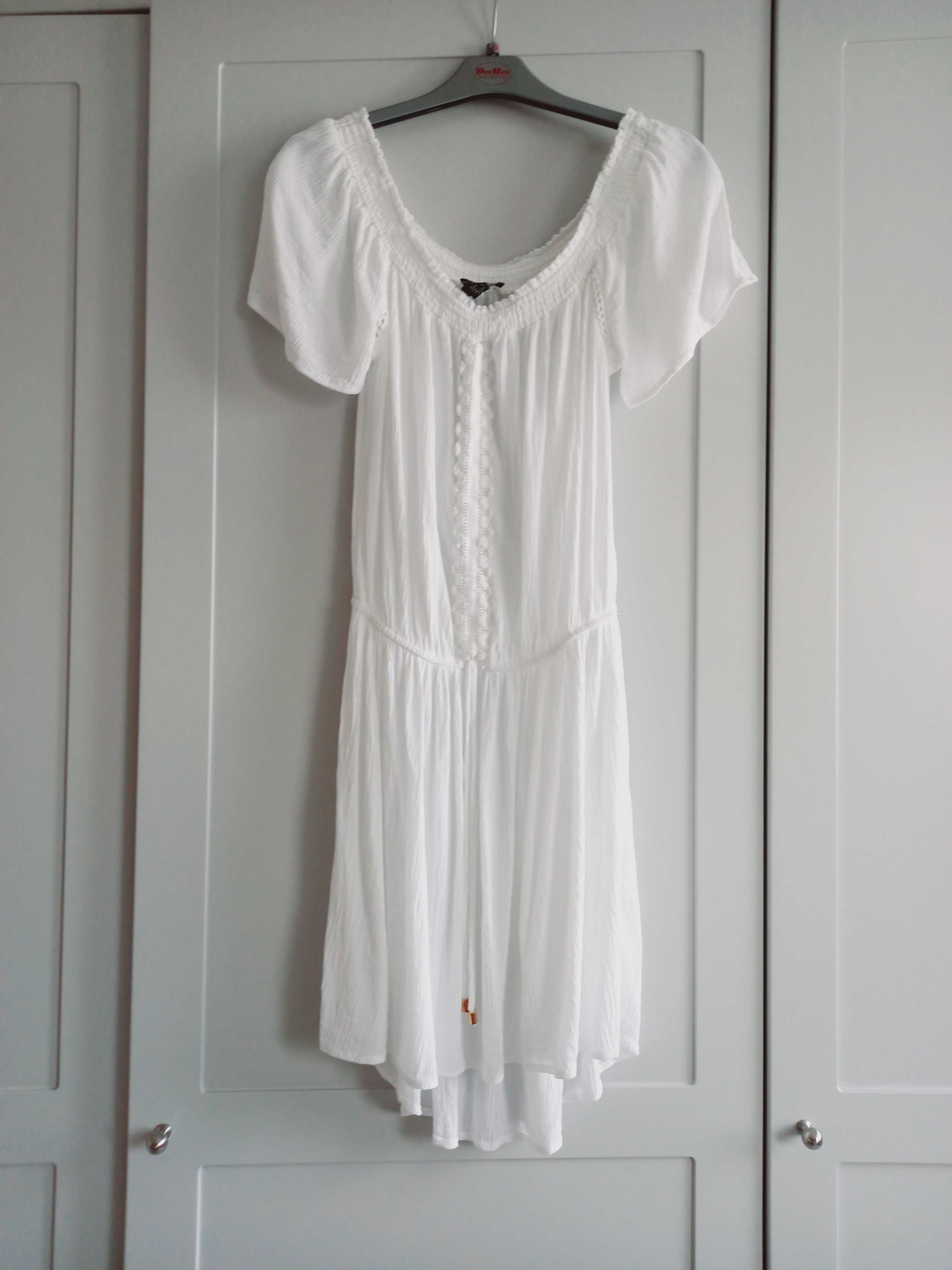 Biała sukienka hiszpanka z wiskozy 38 Atmospehere M haftowana