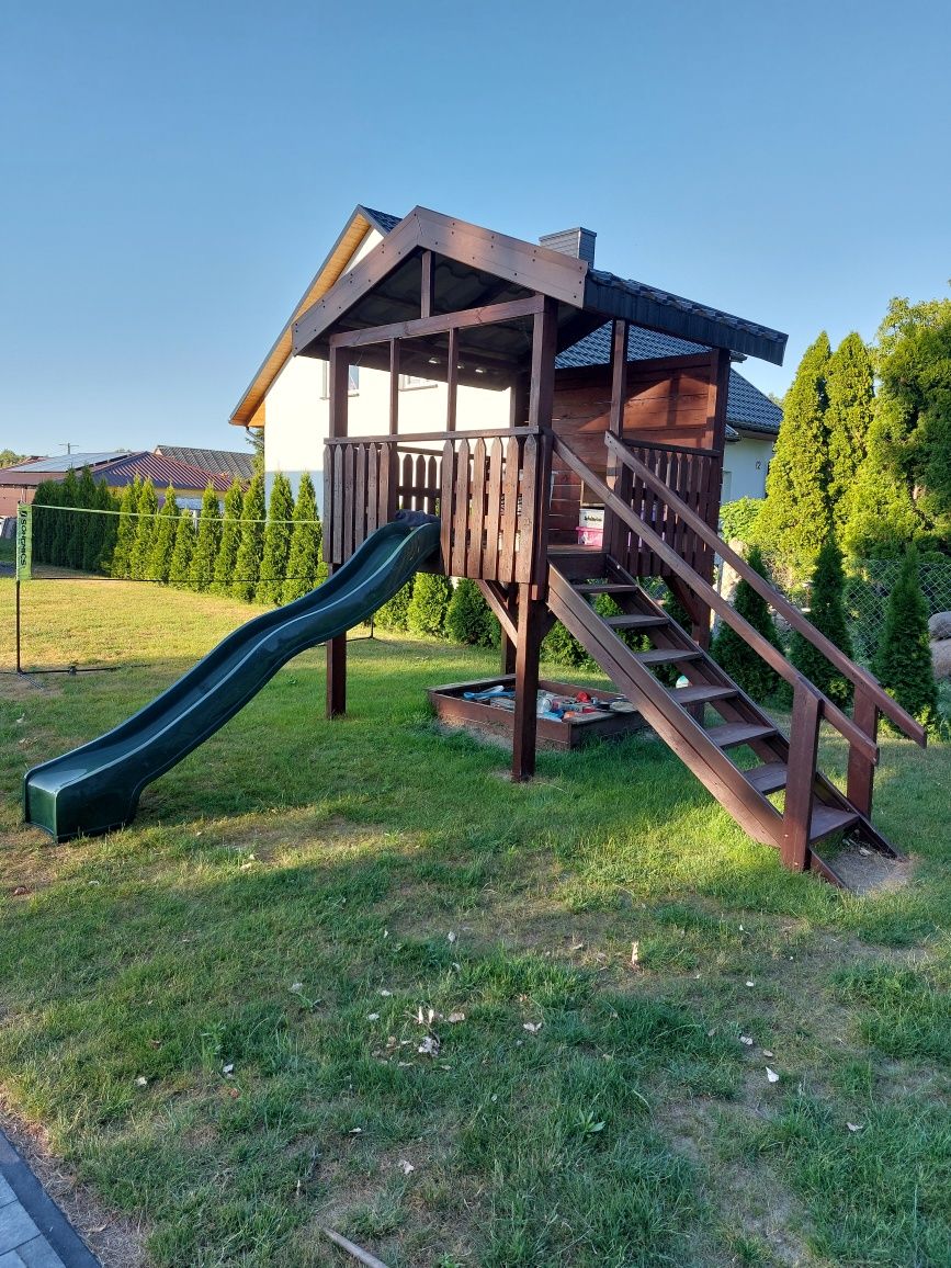 Domek drewniany plac zabaw dla dzieci