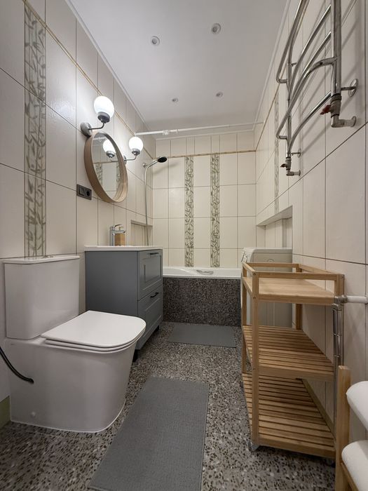 Оренда студіі + даі спальні на Г.Майдану