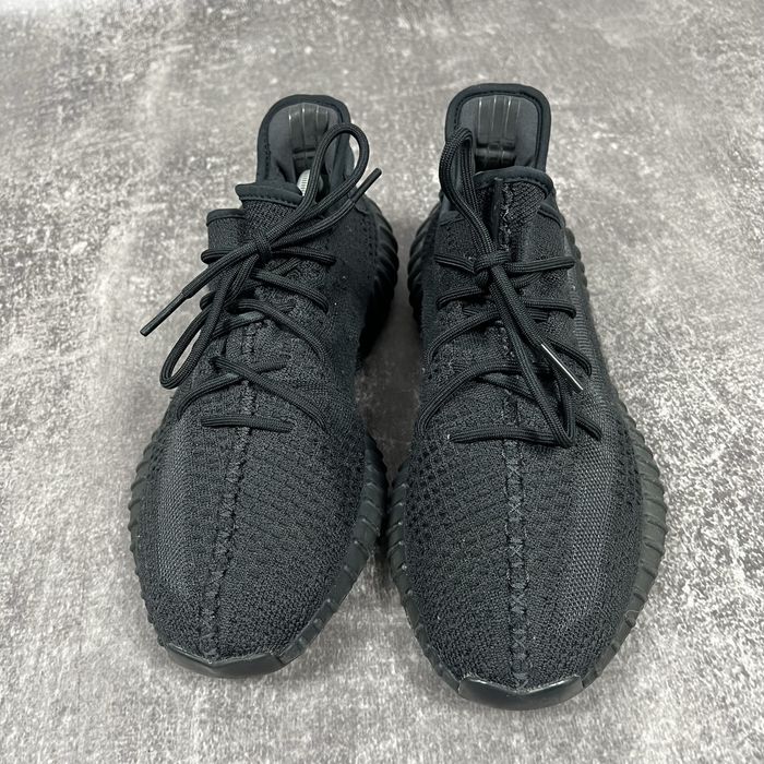 Кросівки Adidas Yeezy Boost 350 v2 46 розмір оригінал