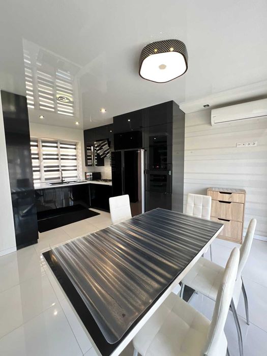 Оренда котеджу, Брюховичі-Бірки, 3 кімнати