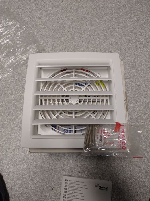 Osłona zewnętrzna z lamelami od wentylatora Maico EVN 15