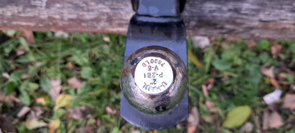 Фаркоп  CURT ( CША) 3500 lbs для Jeep Renegade- повний комплект