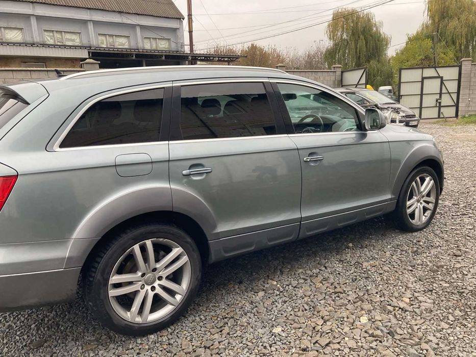 Комплект молдингов OFFROAD Audi Q7 \ Ауди ку 7  2006 - 2015