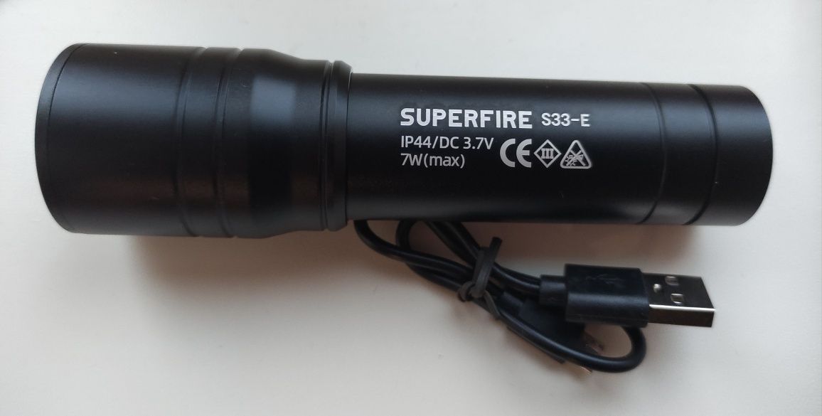 Ліхтарик LED Superfire S33-E / zoom / 7 W / 18650 акумулятор 800 mAh