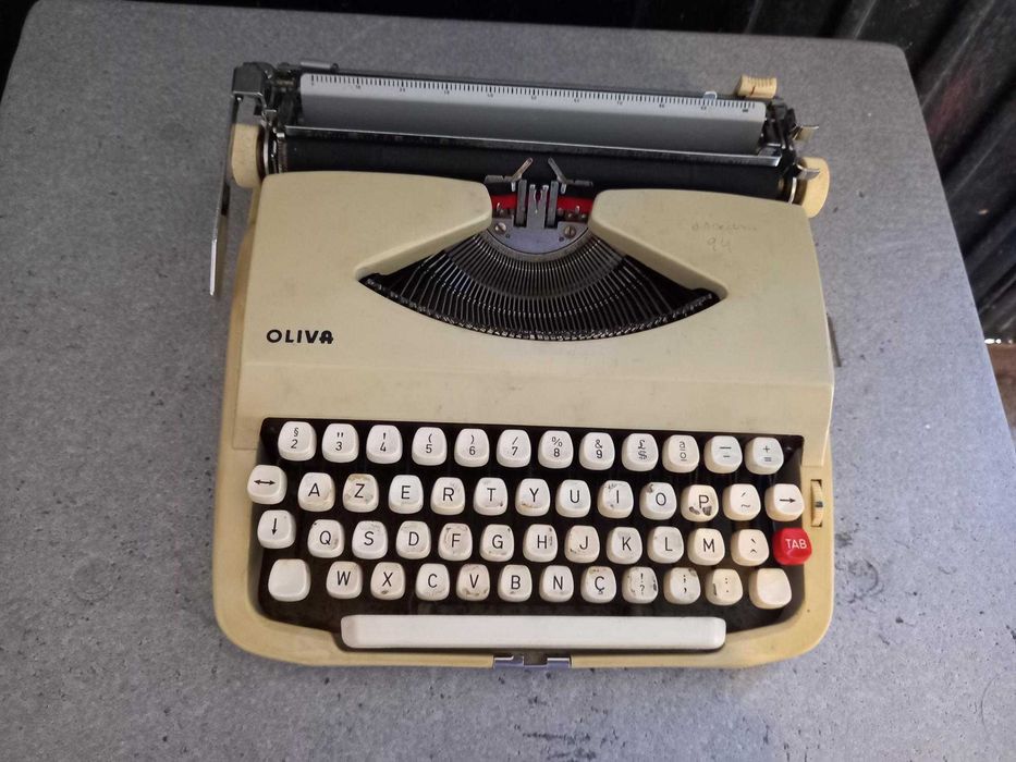 Máquina de escrever antiga