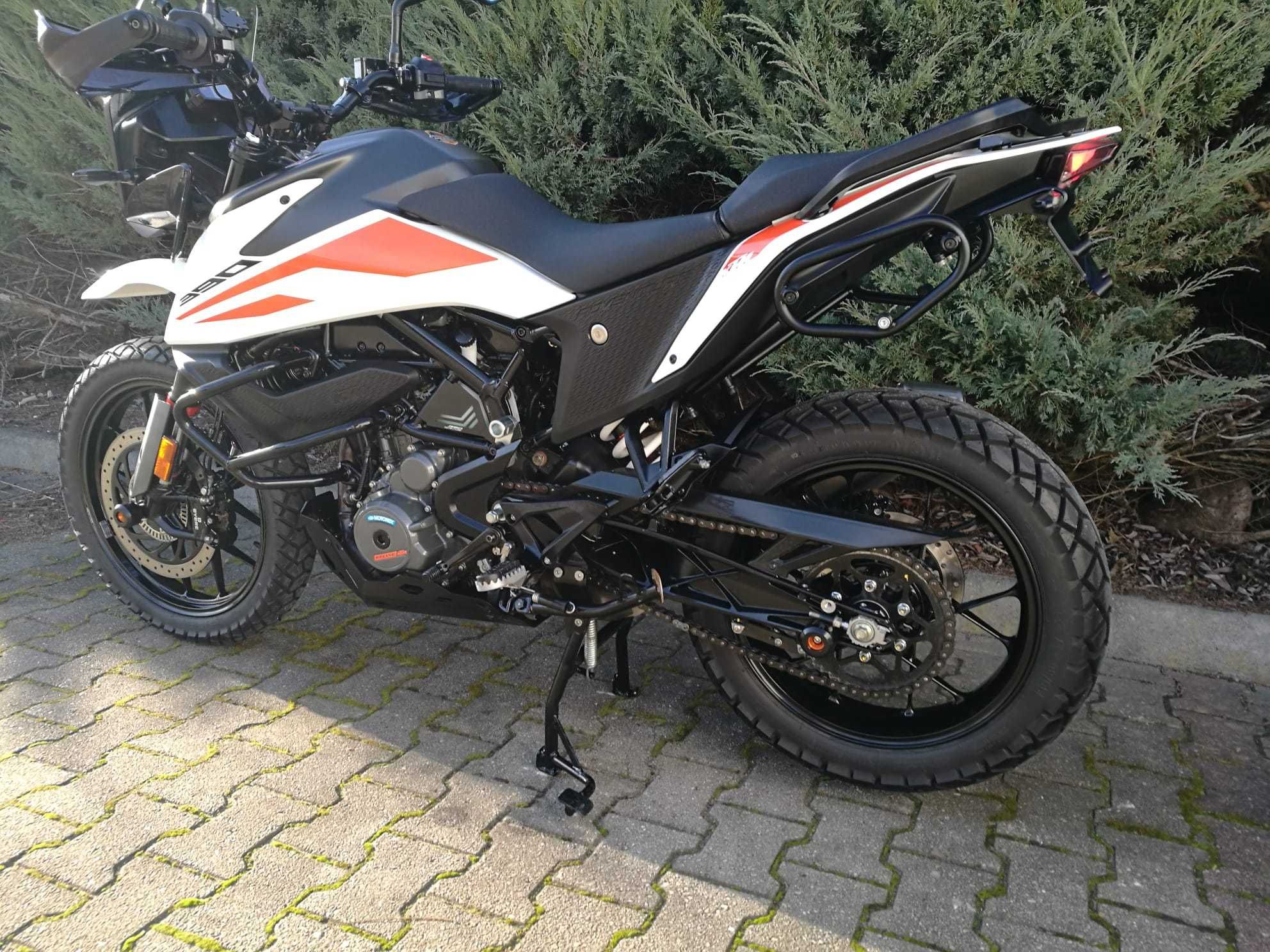 KTM 390  Adventure  Akrapovic  Kat. A2  Tylko 006000 km !!!   NOWY !!!