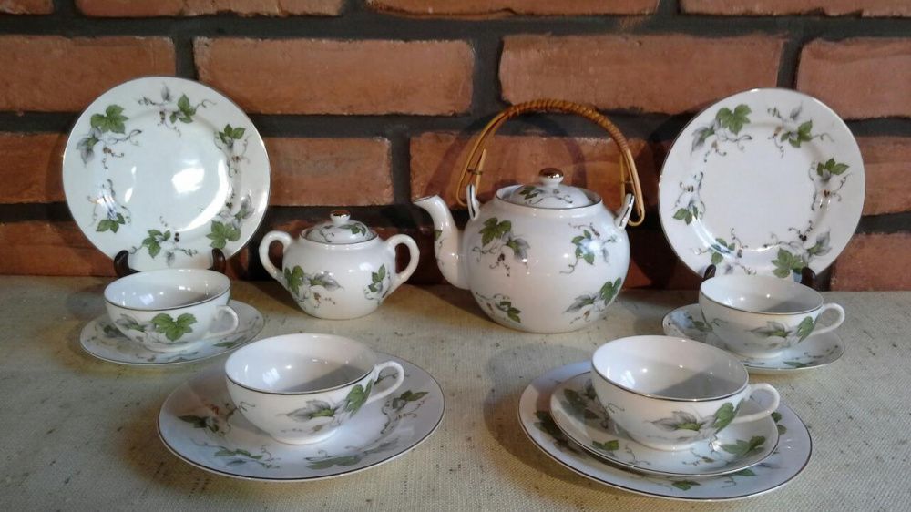 Porcelana JAPONIA, Serwis 4 os. do herbaty GEJSZA CUDO