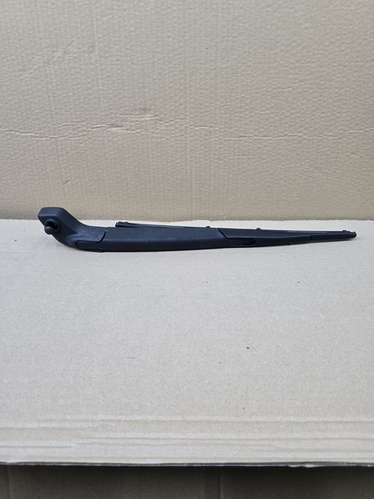 Wycieraczka tylnej szyby Volvo V70II XC70II