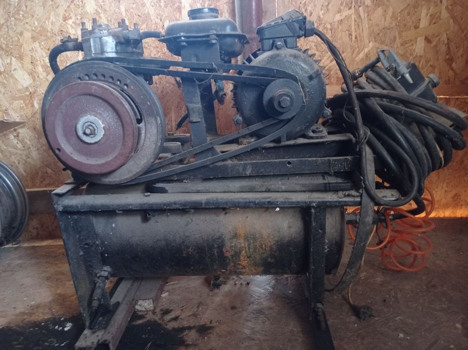 Компресор повітряний