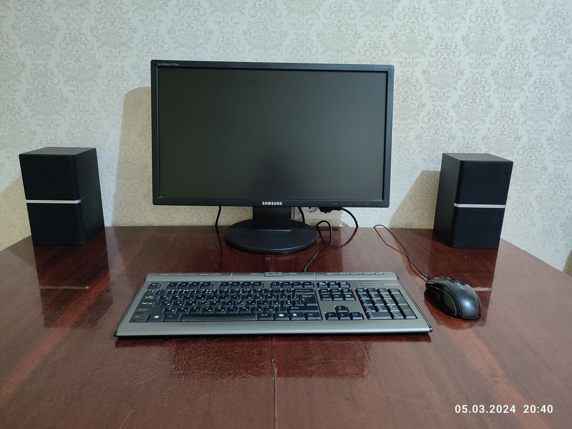 AMD 4 ядра 3GHz / SSD 240Гб , HDD 1Тб / ОЗУ 8Гб / Gtx260 4Гб