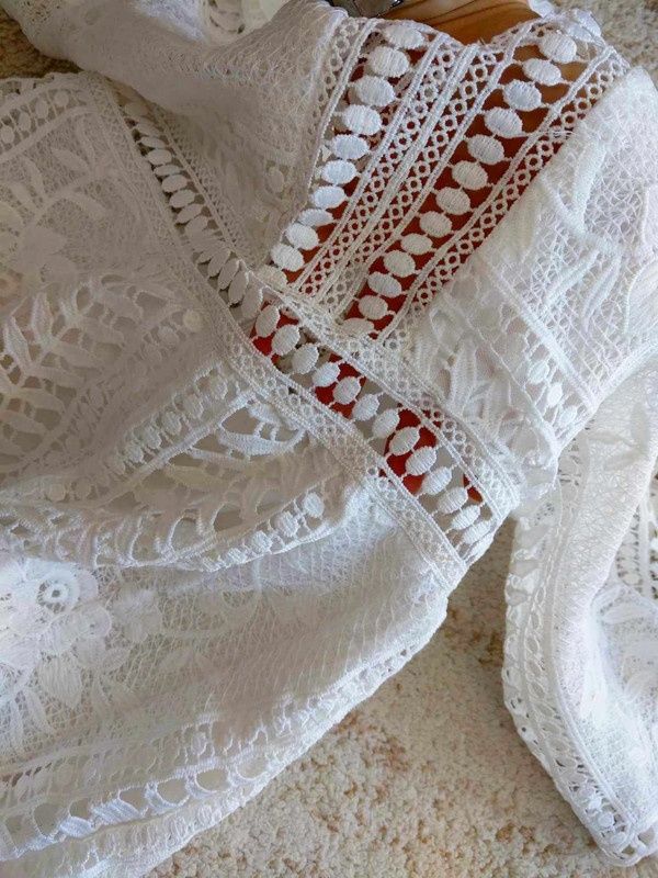 Kombinezon letni krótki koronkowy z podszewką boho koronka xs/s bisou'