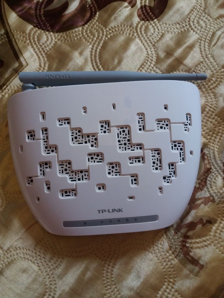 Модем TD-W8151N в коробке