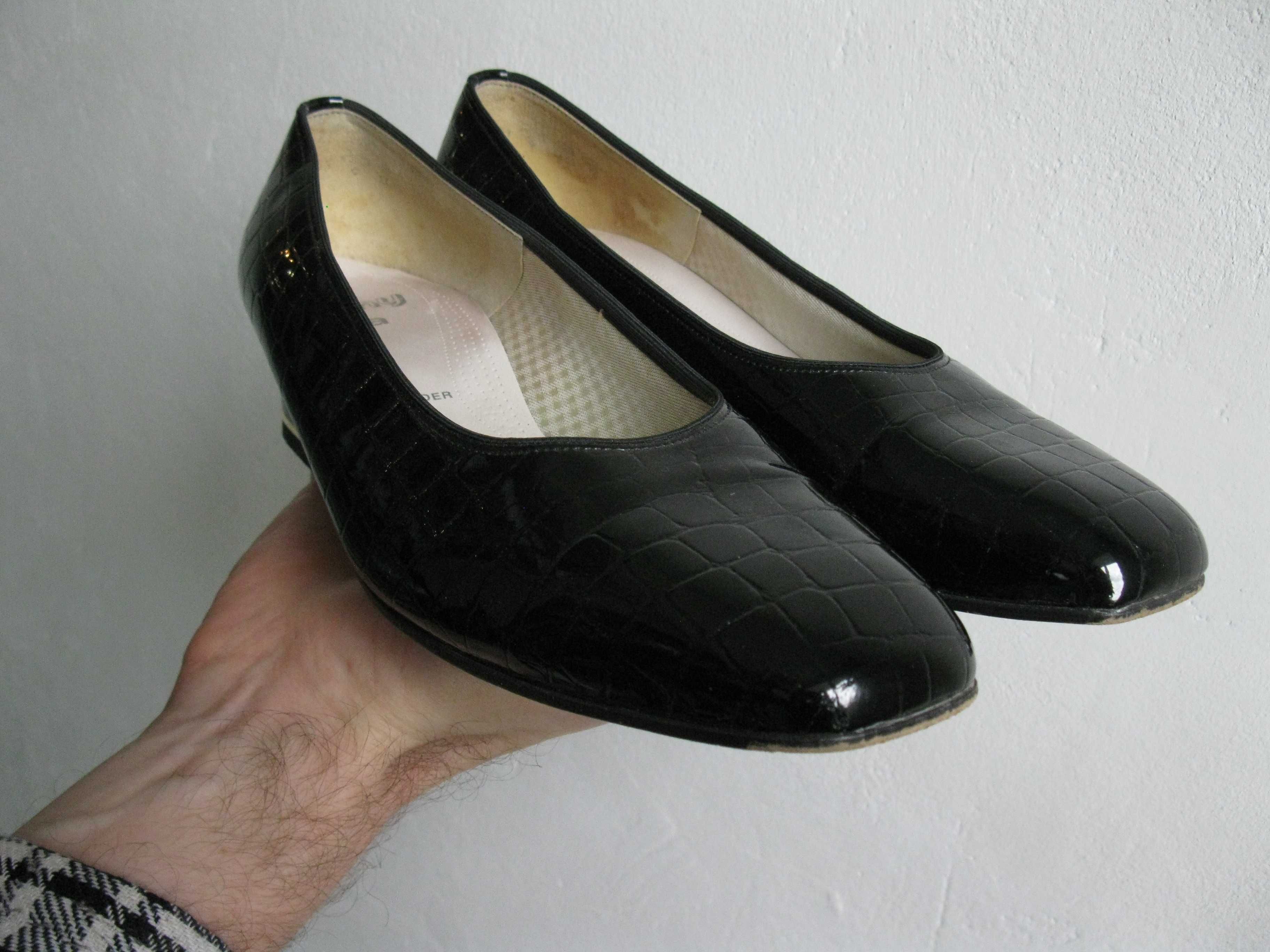 Кожаные туфли женские Jenny by ARA  размер английский 6.5, евро 39.5