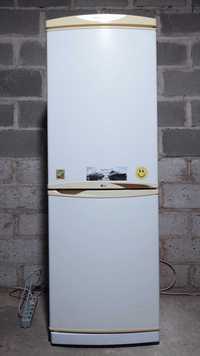 Холодильник LG двухкамерный 163см