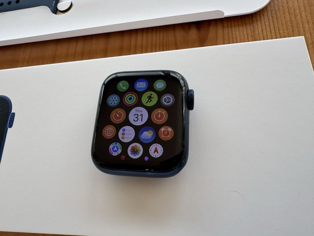 Apple watch 6 cellular LTE + GPS 40 mm - como novo