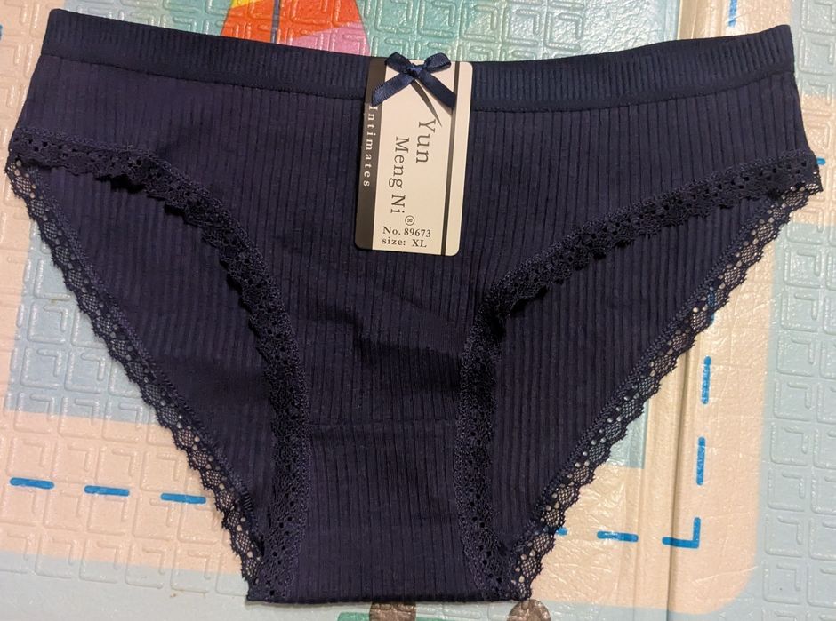 Жіночі трусики, розмір ХЛ