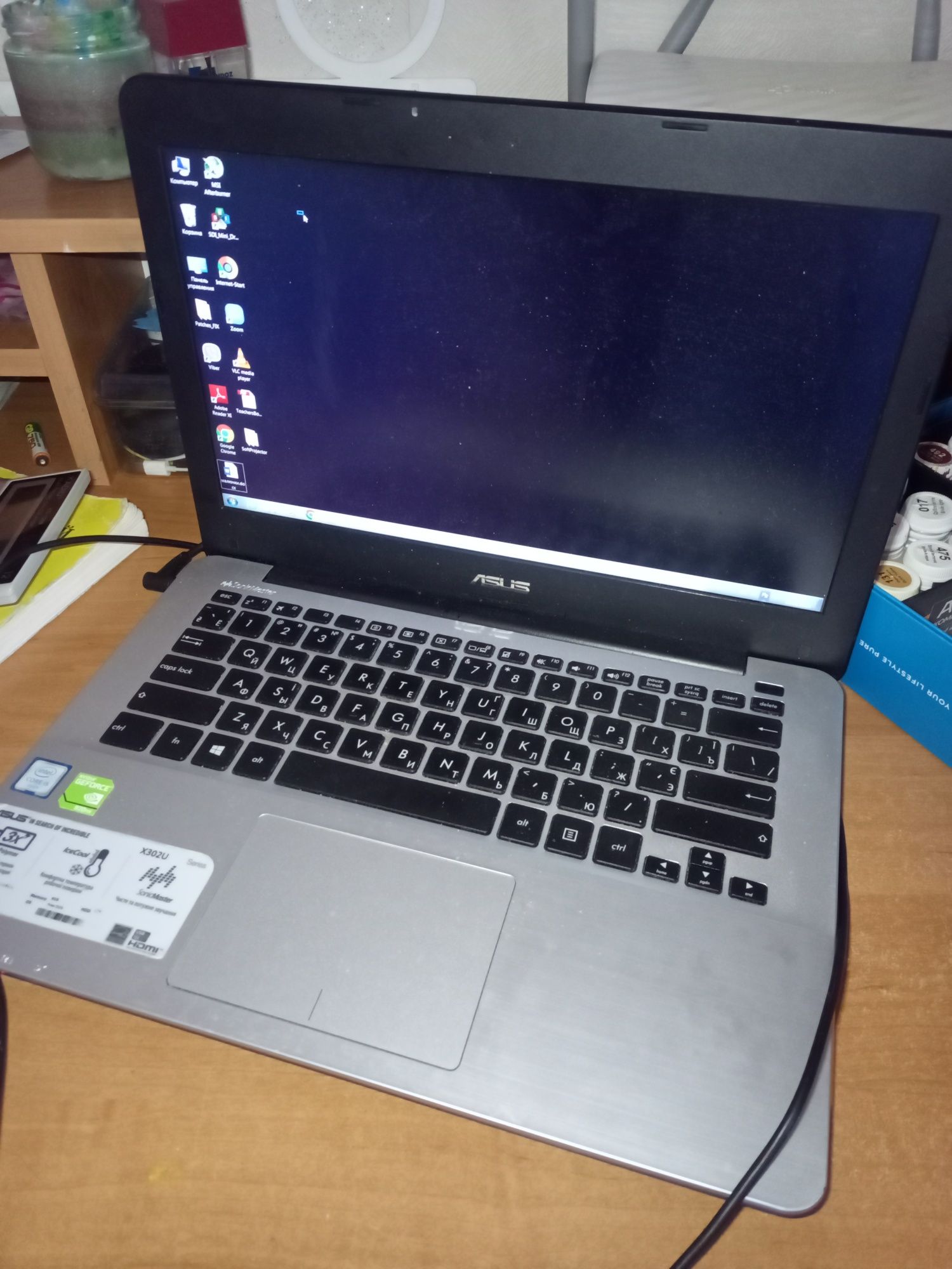 Продам ноутбук Asus x302