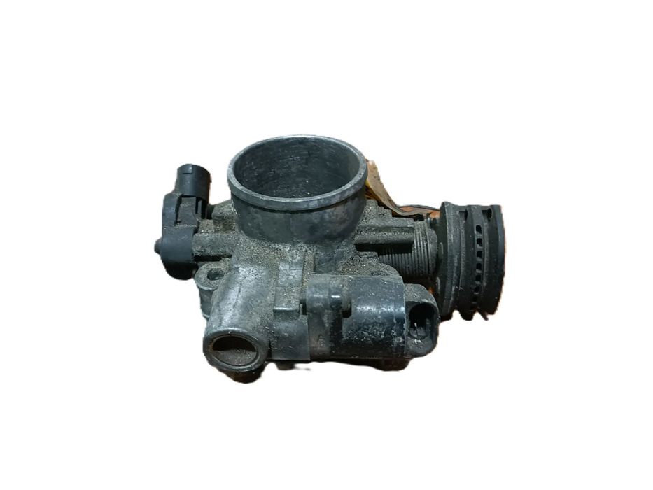 CHRYSLER SEBRING I 96-00 2,5 L PRZEPUSTNICA *