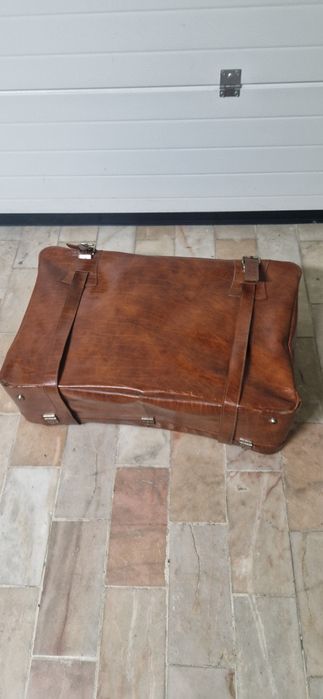 Mala para automóvel clássico