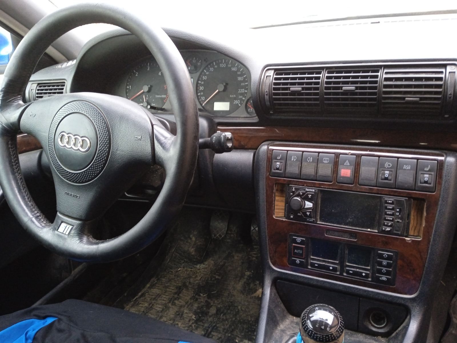 Audi A4B5 2,5 дизель універсал