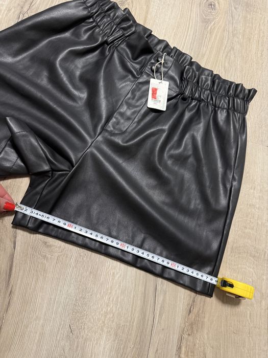 шкіряні шорти на резинці і високій посадці primark 46/2-3xl