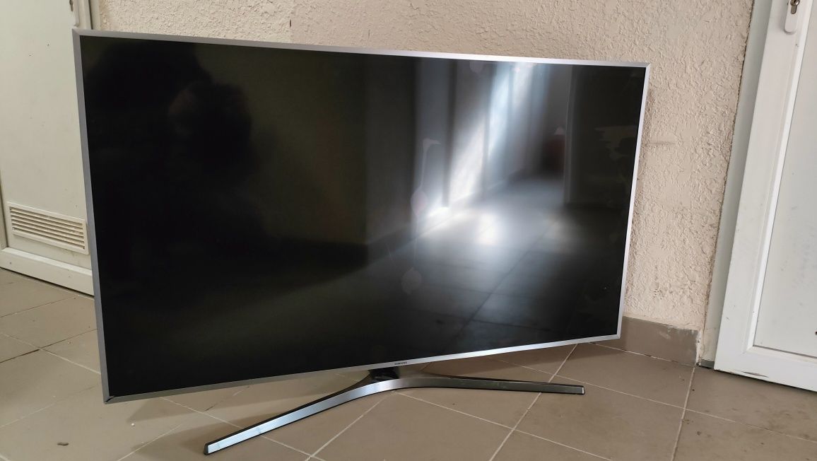 Телевізор на запчастини Samsung UE55MU6442U
