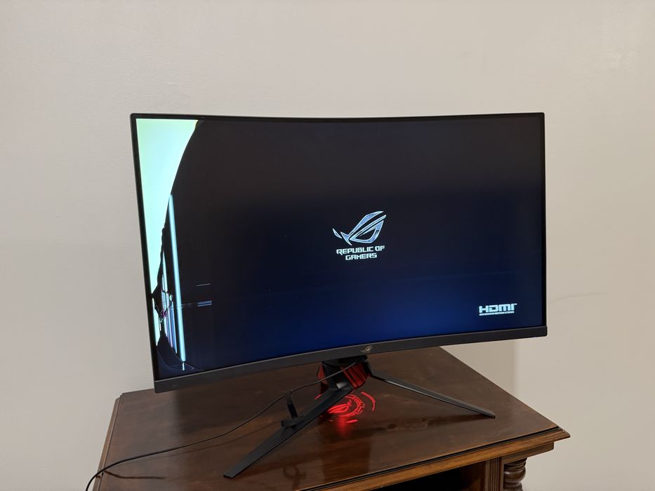 Monitor ASUS - Avariado ! Para peças ou afins.