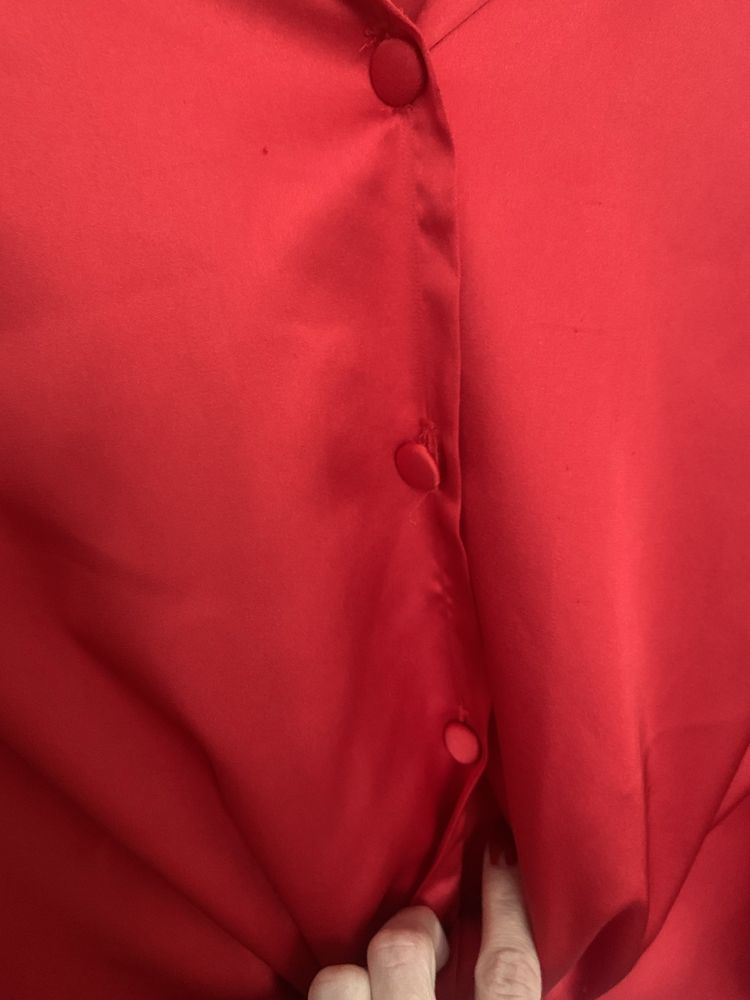 Блуза шовкова червона