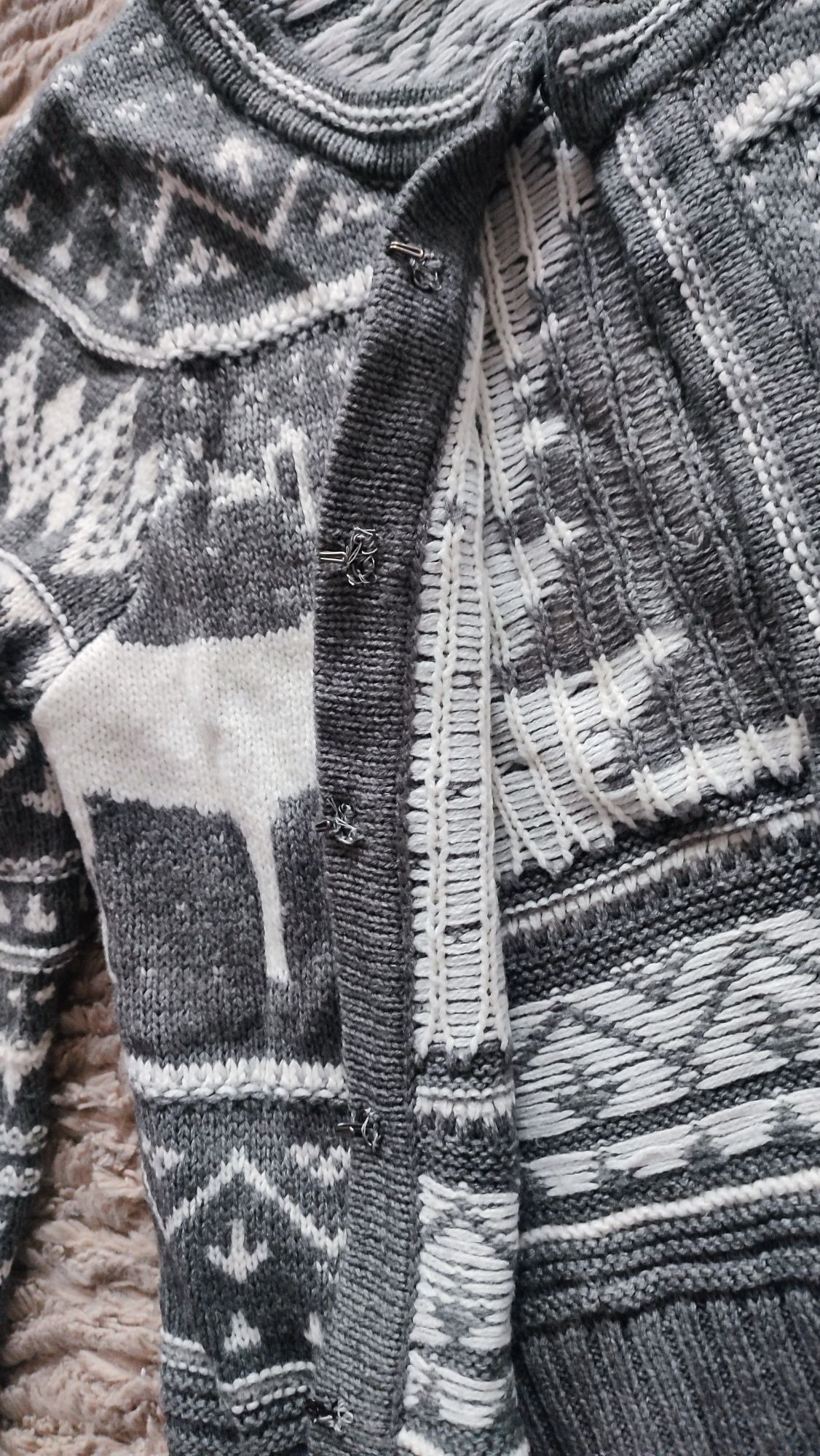 Sweter z reniferami szary świąteczny zimowy roz.146 lub S