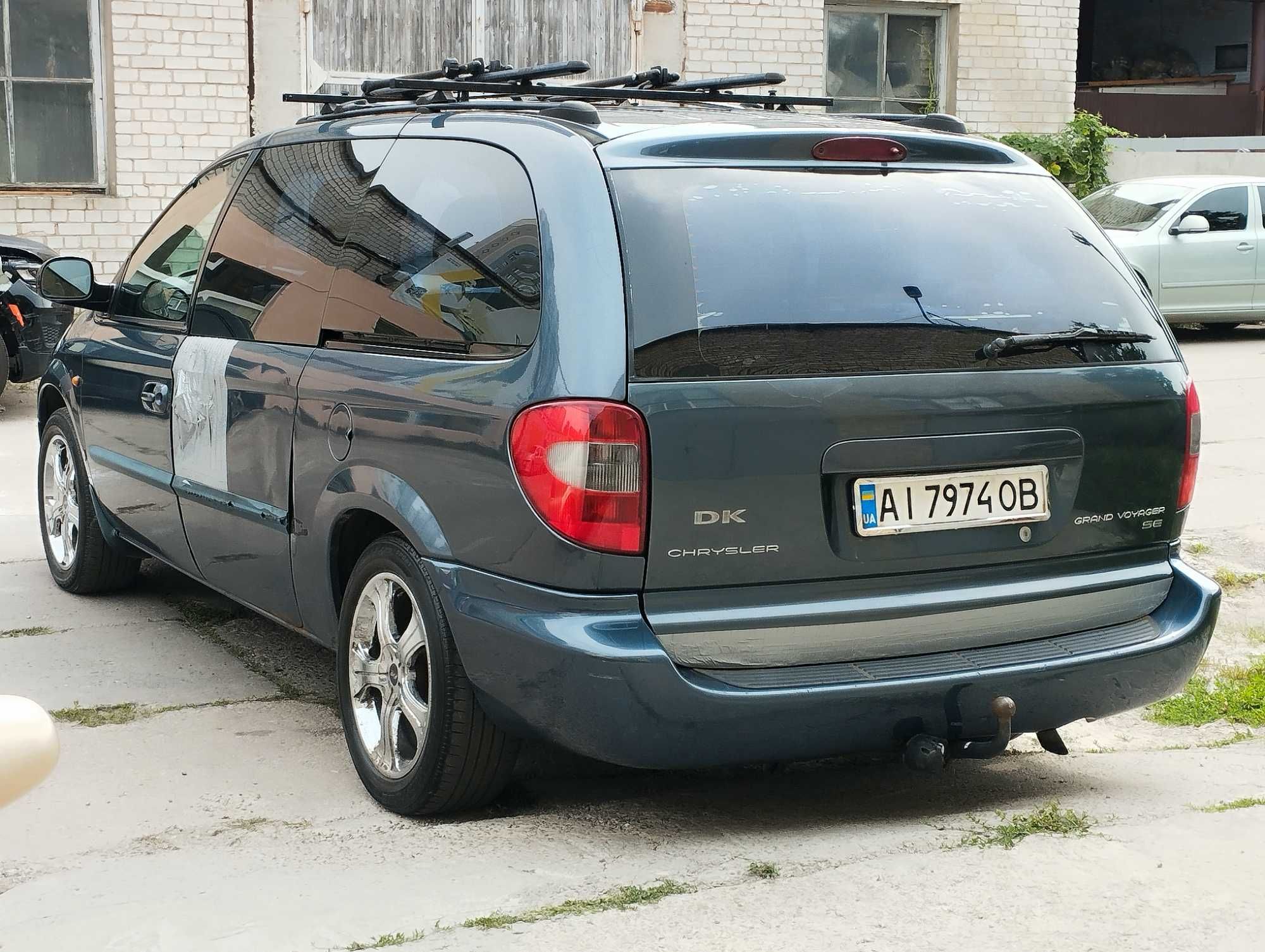Chrysler Grand Voyager 3.3 v6 AT минивен на автомате газ бензин