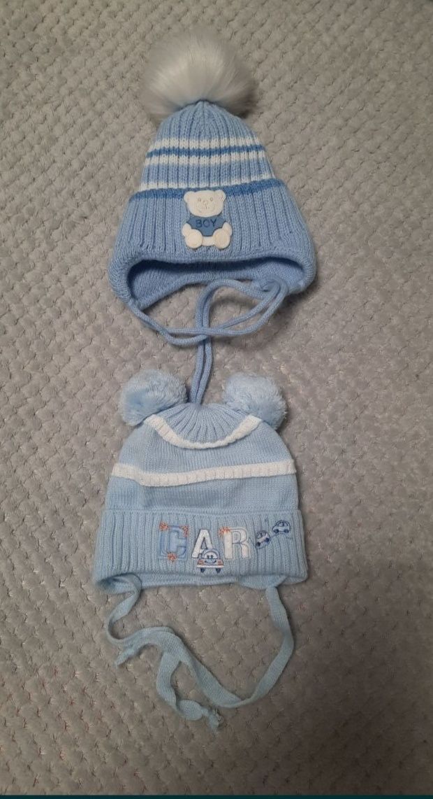 Продам зимние шапочки для новорождённых