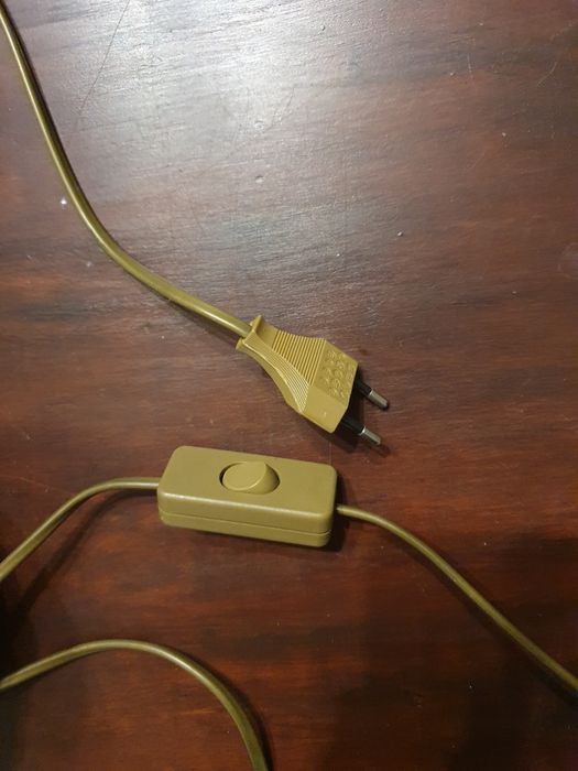 Lampa ceramiczna czerwona 26 cm