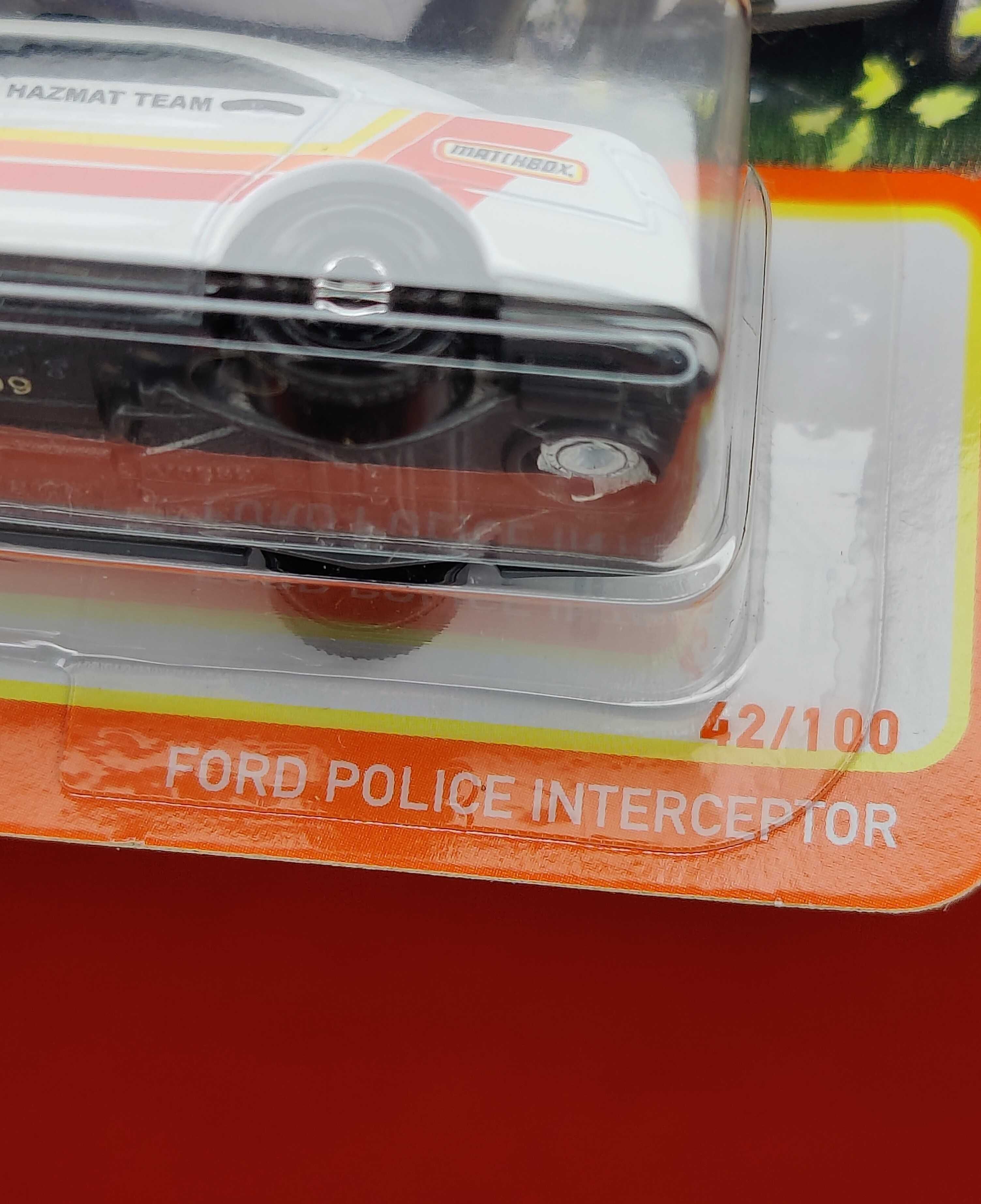 Matchbox ford police interceptor 42/100