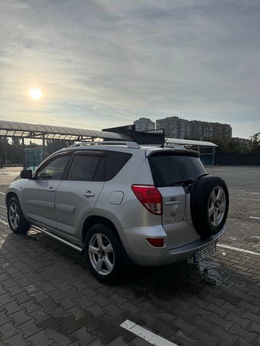 Toyota Rav 4 2007 автомат газ
