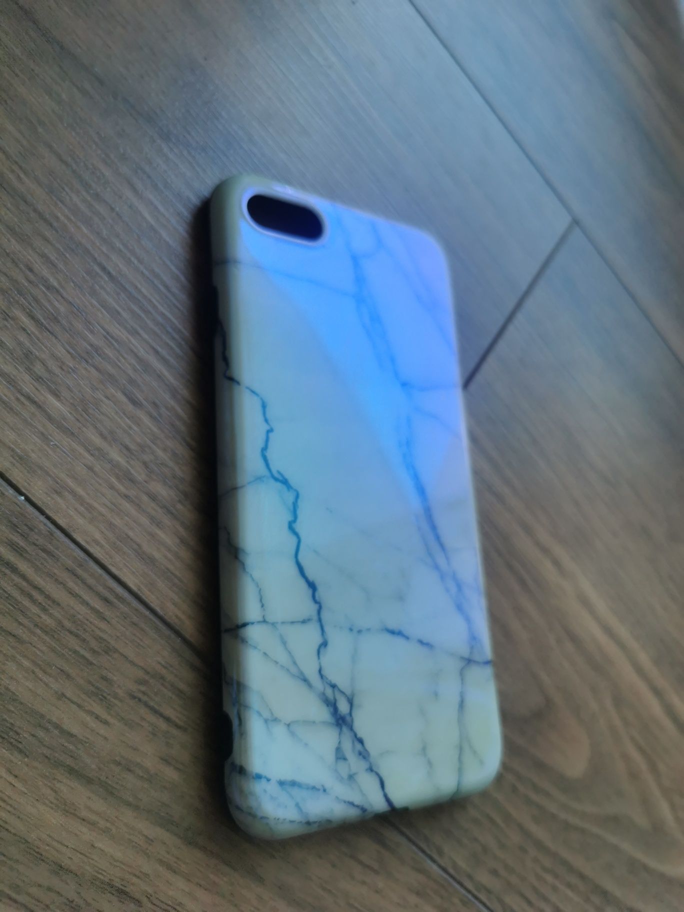 Etui case na telefon iPhone s6 biały