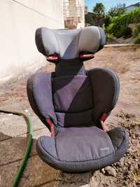 Cadeira auto bebê confort grupo 2/3.