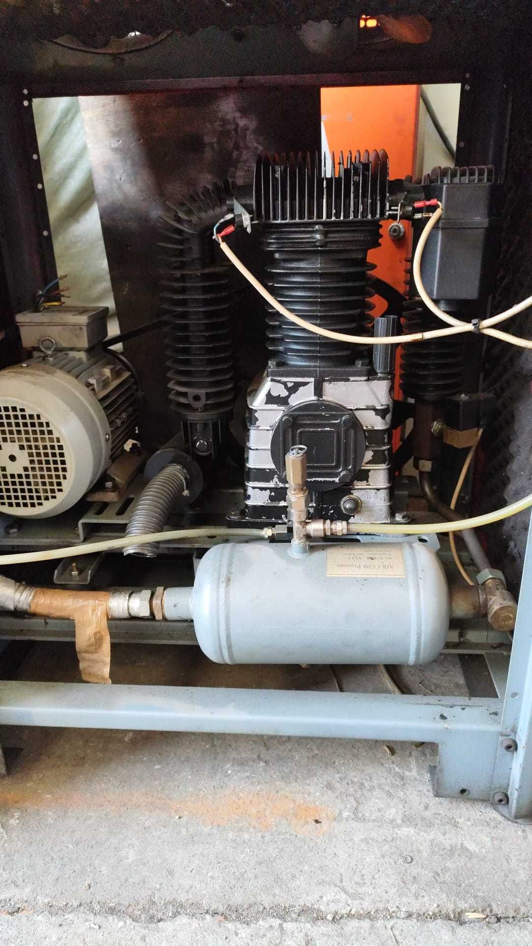 Kompesor tłokowy Shamal Shilent 5.5 kw