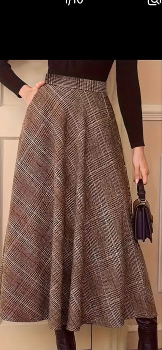 Спідниця В клітинку з карманами максі