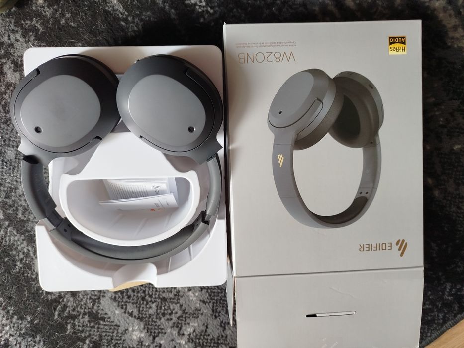 Słuchawki nauszne Edifier W820nb